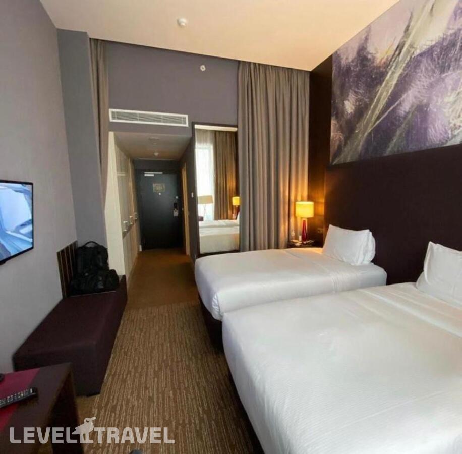 фотографии номера Смежный семейный отеля Doubletree By Hilton Hotel Moscow Marina в Россия(Северный административный округ (САО)) - фото №1