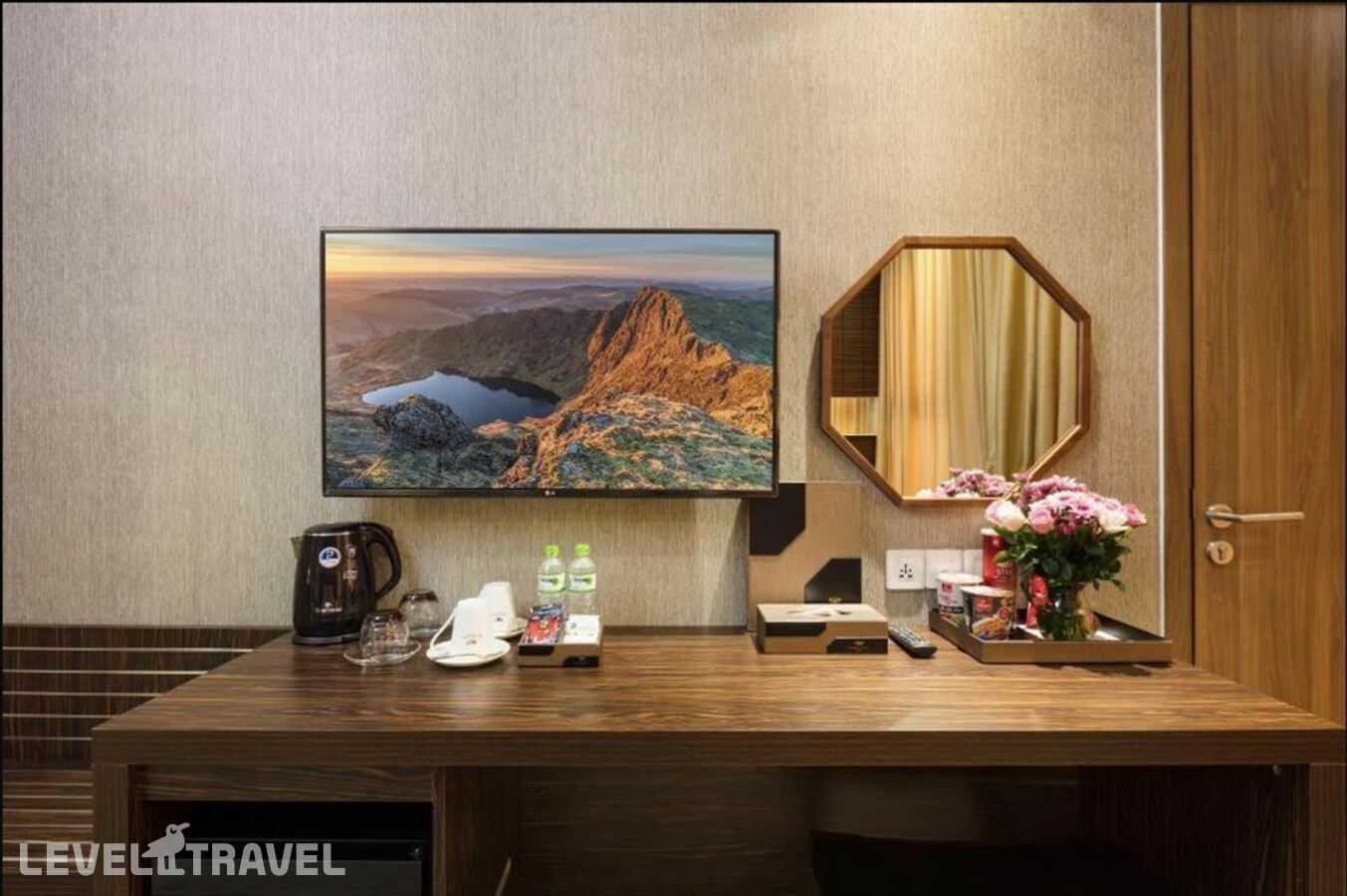 фотографии номера Представительский (две односпальные кровати) отеля Emerald Bay Hotel & Spa в Вьетнам(Нячанг) - фото №5