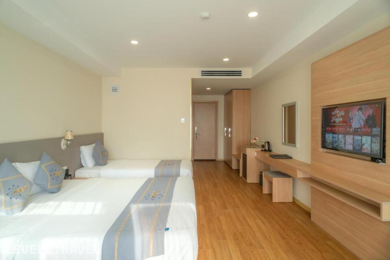 фотографии номера Трехместный семейный с видом на море отеля Orbit Hotel Resort & Spa в Вьетнам(Нячанг) - фото №4