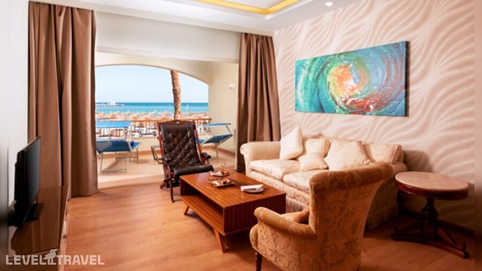 фотографии номера Люкс с джакузи и видом на бассейн отеля Pickalbatros Dana Beach Resort Hurghada в Египет(Хургада (город)) - фото №1