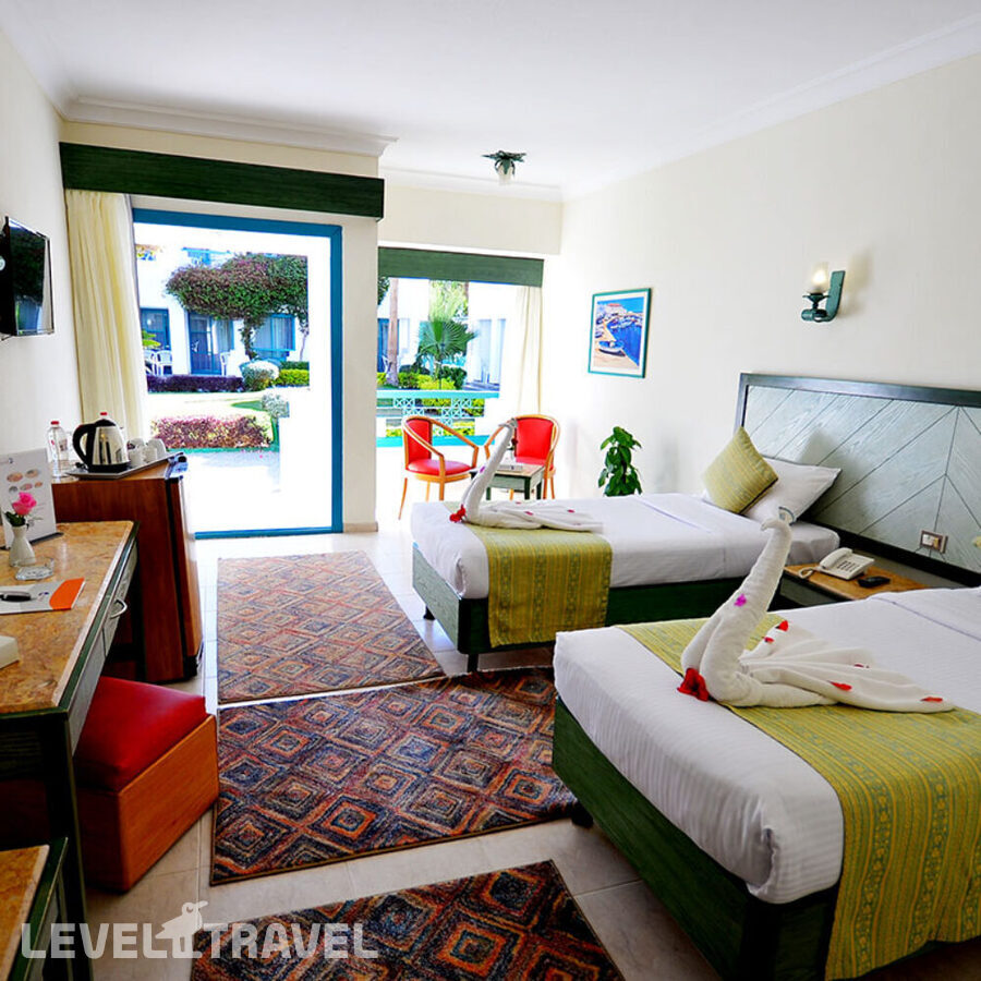 фотографии номера Трехместный с видом на сад отеля Falcon Hills Hotel в Египет(Шарм-эль-Шейх) - фото №4