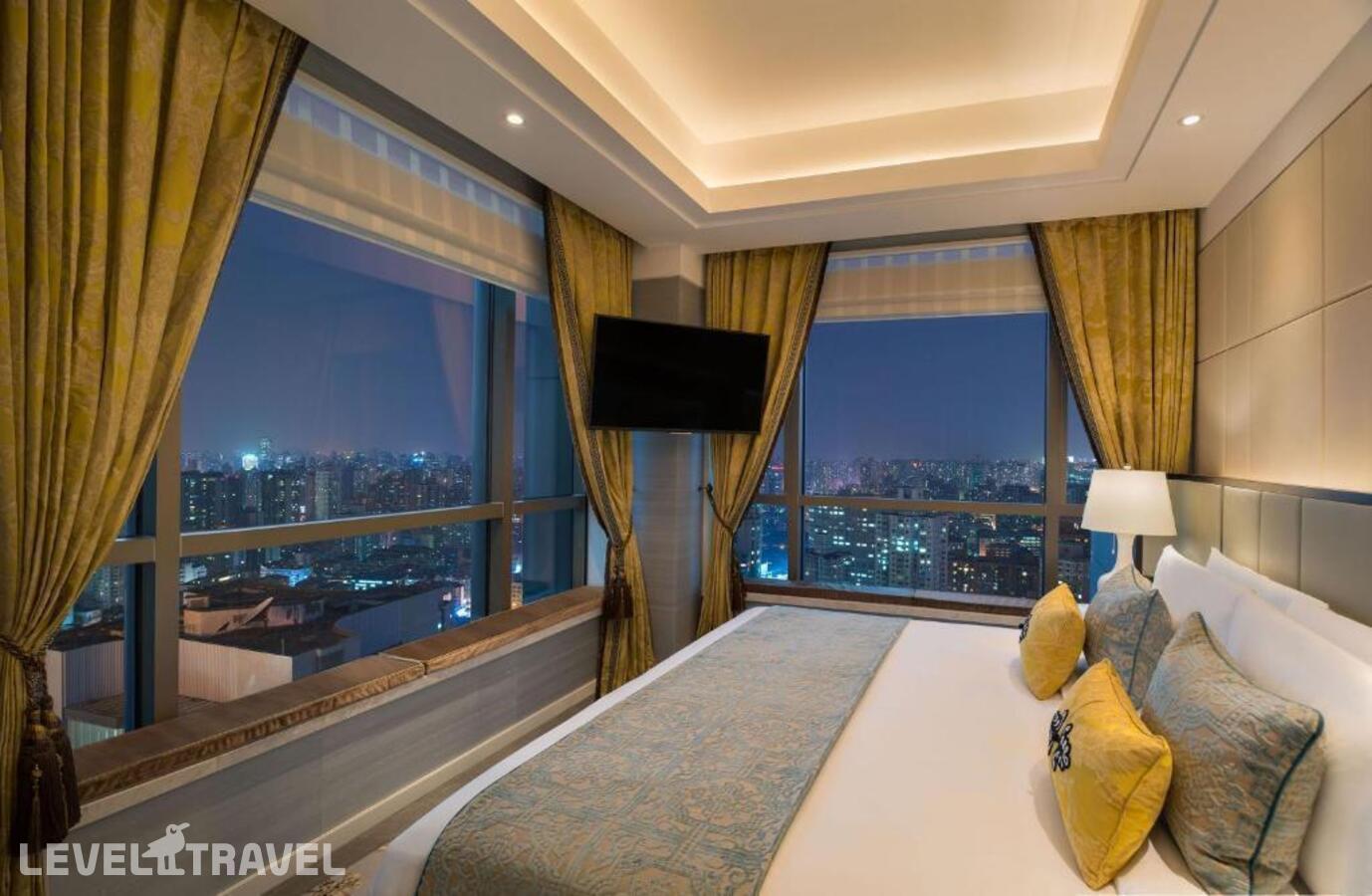 фотографии номера Люкс отеля The St. Regis Shanghai Jingan в Китай(Шанхай) - фото №1