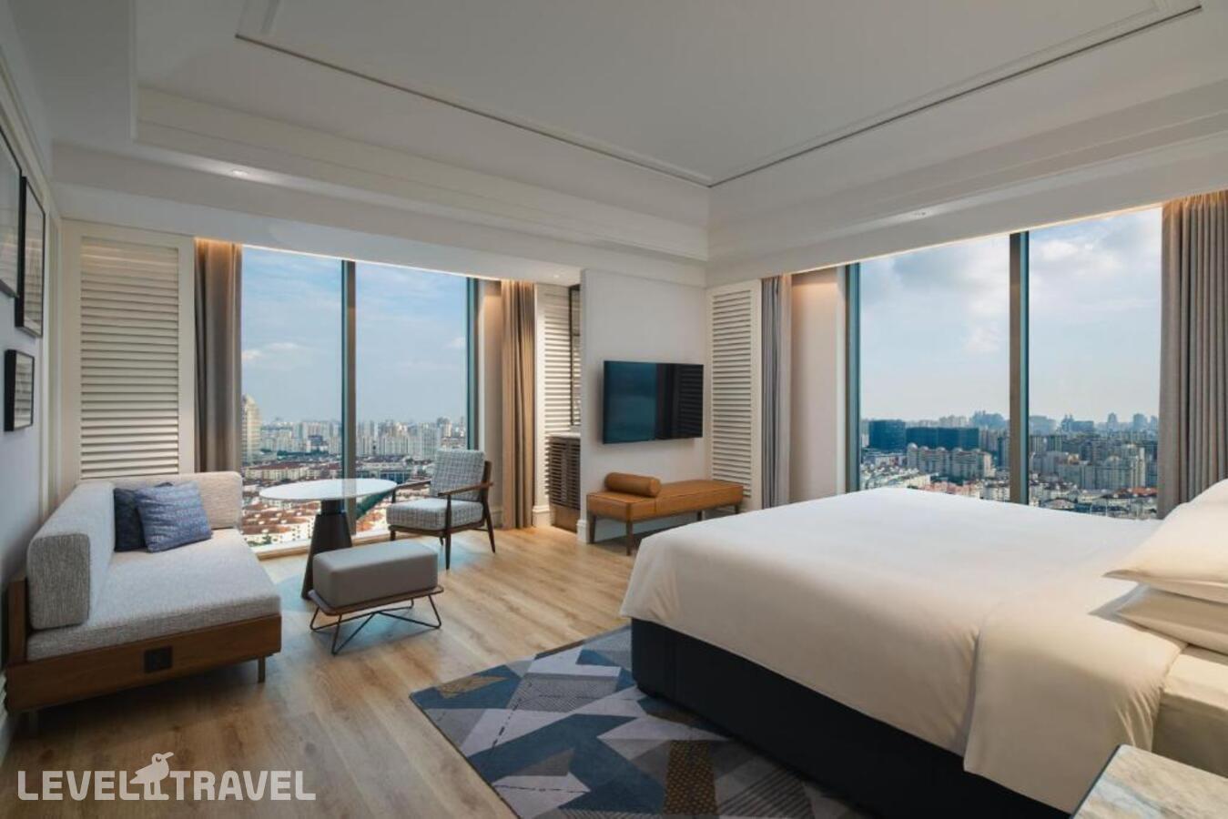 фотографии номера Семейный премиум отеля Sheraton Shanghai Pudong Riverside в Китай(Шанхай) - фото №1