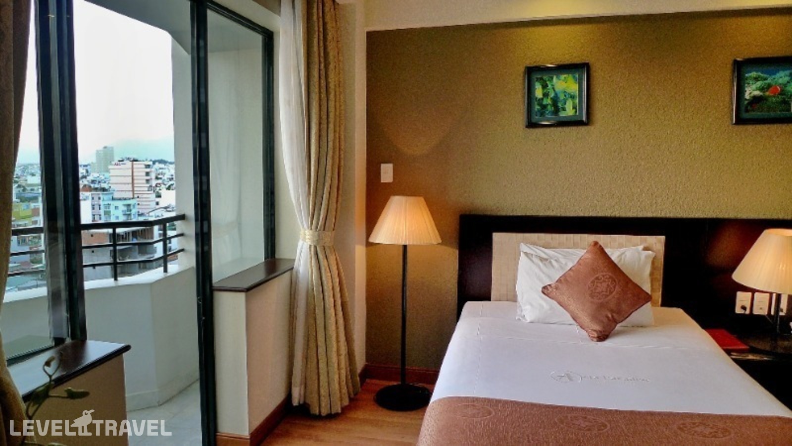 фотографии номера Улучшенный (две односпальные кровати) отеля Asia Paradise Hotel в Вьетнам(Нячанг) - фото №4
