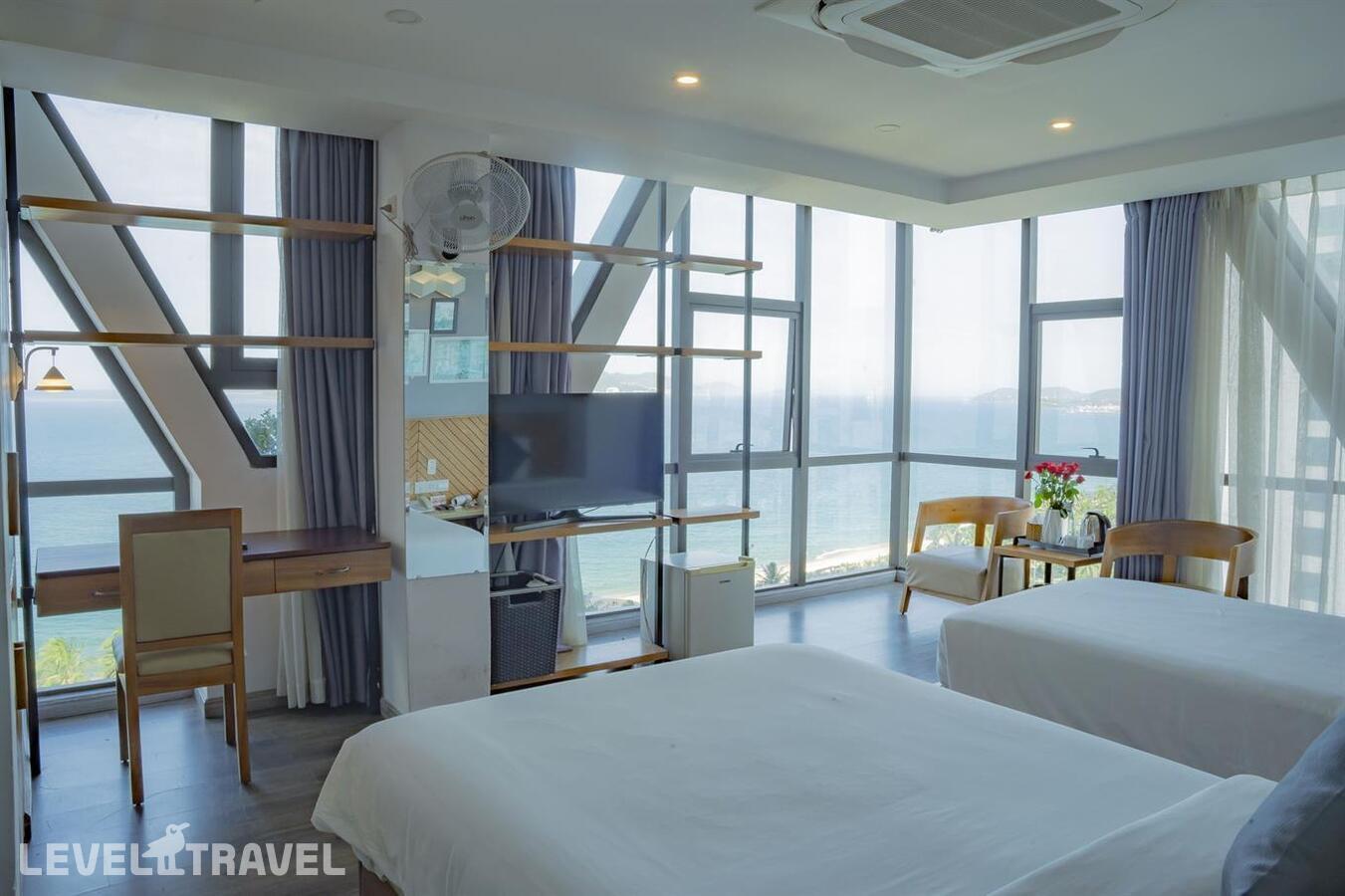 фотографии номера Делюкс Senior (две односпальные кровати) отеля Venue Hotel Nha Trang в Вьетнам(Нячанг) - фото №2