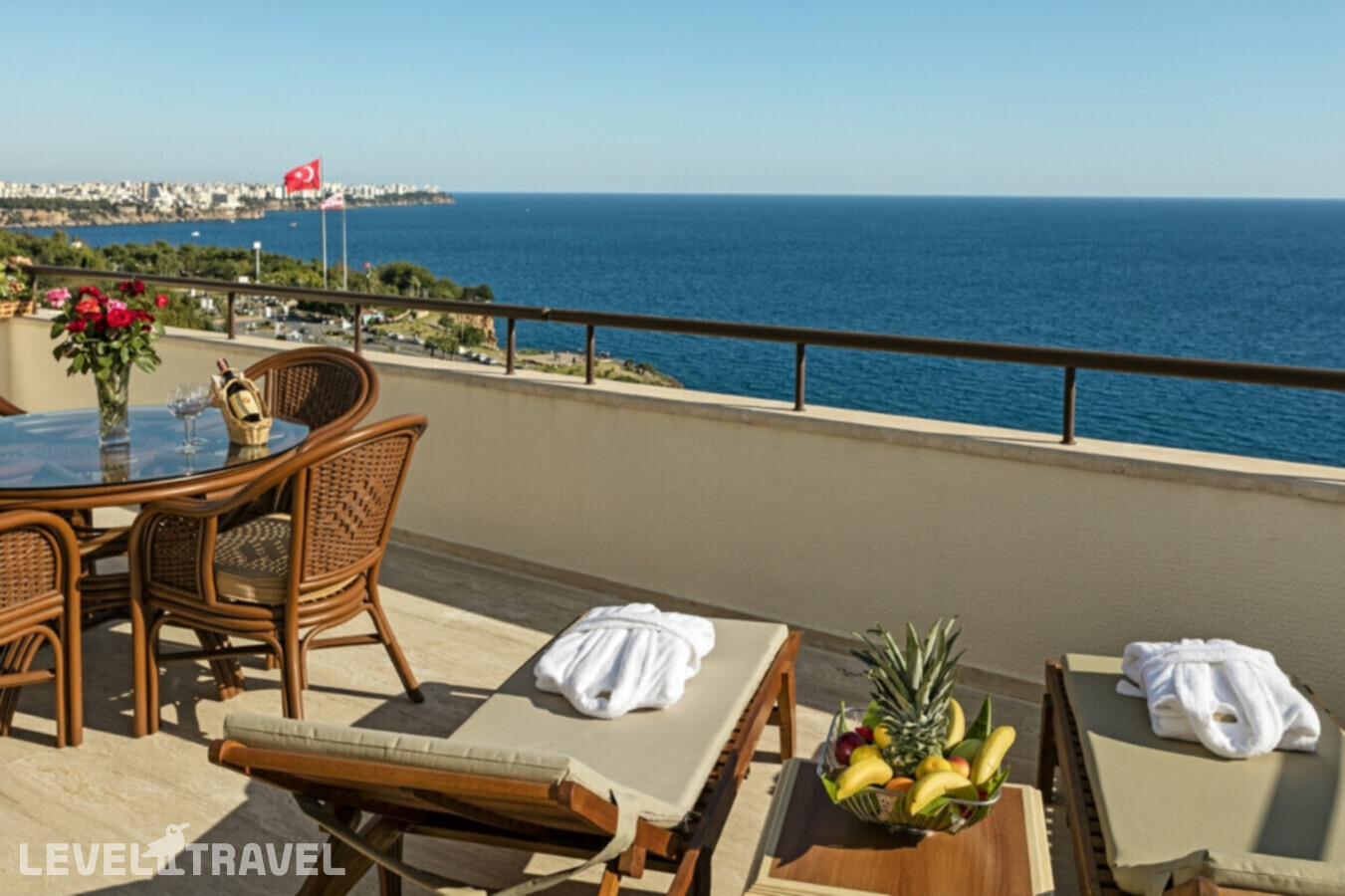 фотографии номера Люкс с видом на море отеля Ozkaymak Falez Hotel в Турция(Анталья - Центр) - фото №6