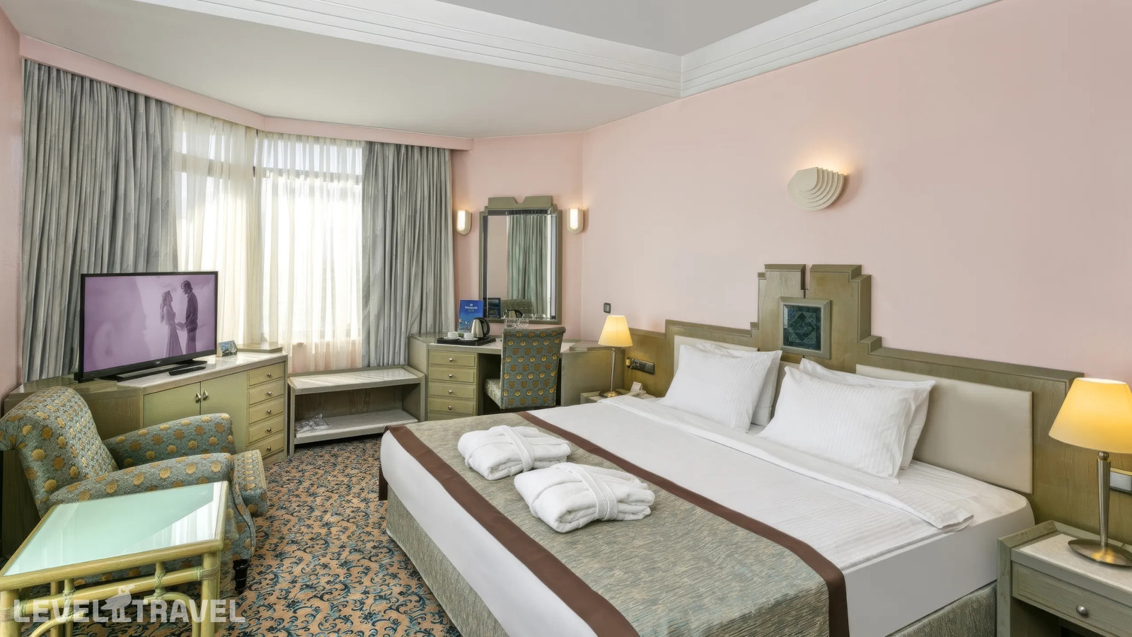 фотографии номера Семейный люкс с видом на море отеля Ozkaymak Falez Hotel в Турция(Анталья - Центр) - фото №1