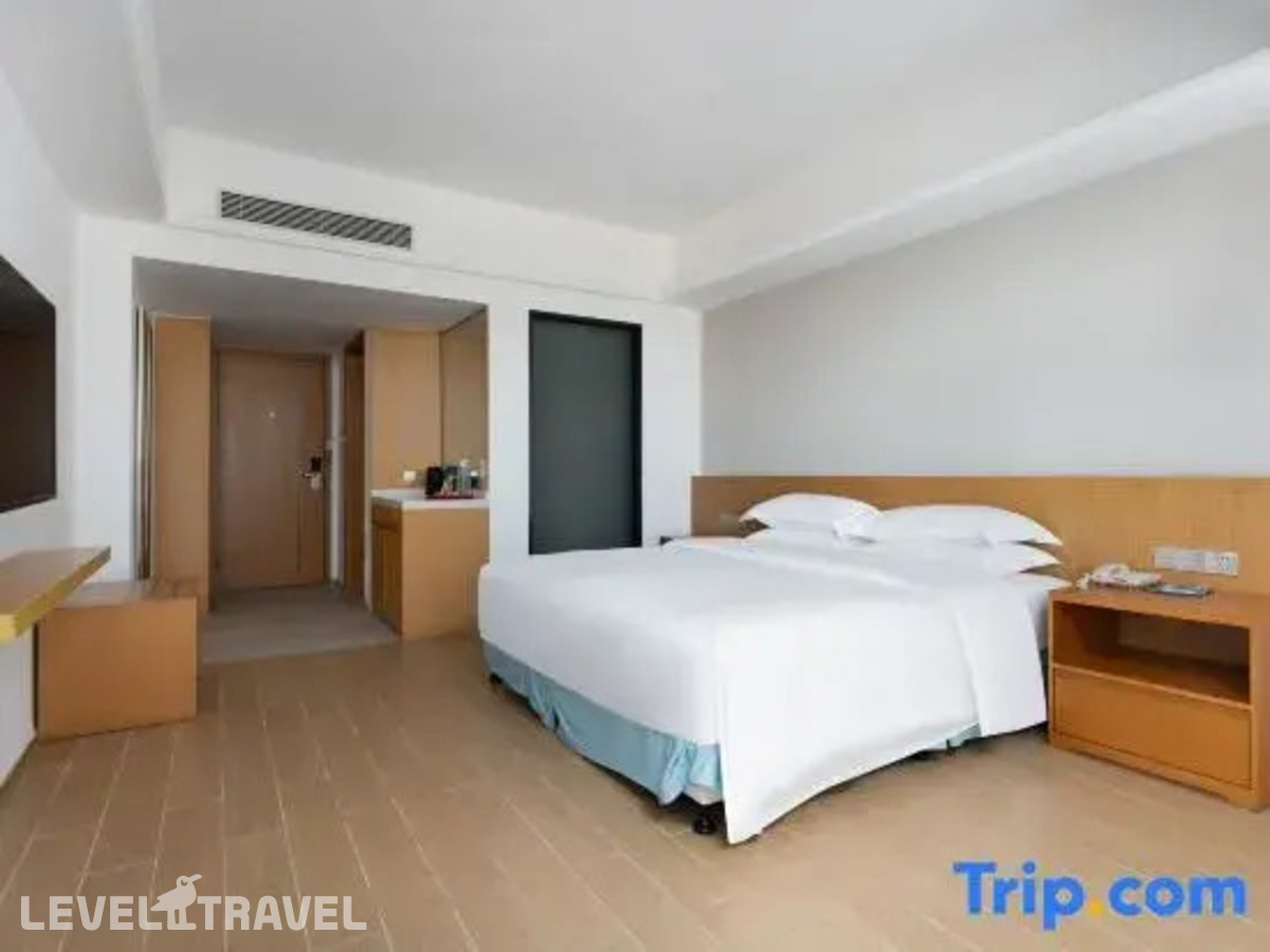 фотографии номера Стандартный с видом на озеро отеля South China Hotel в Китай(Дадунхай Бэй) - фото №3