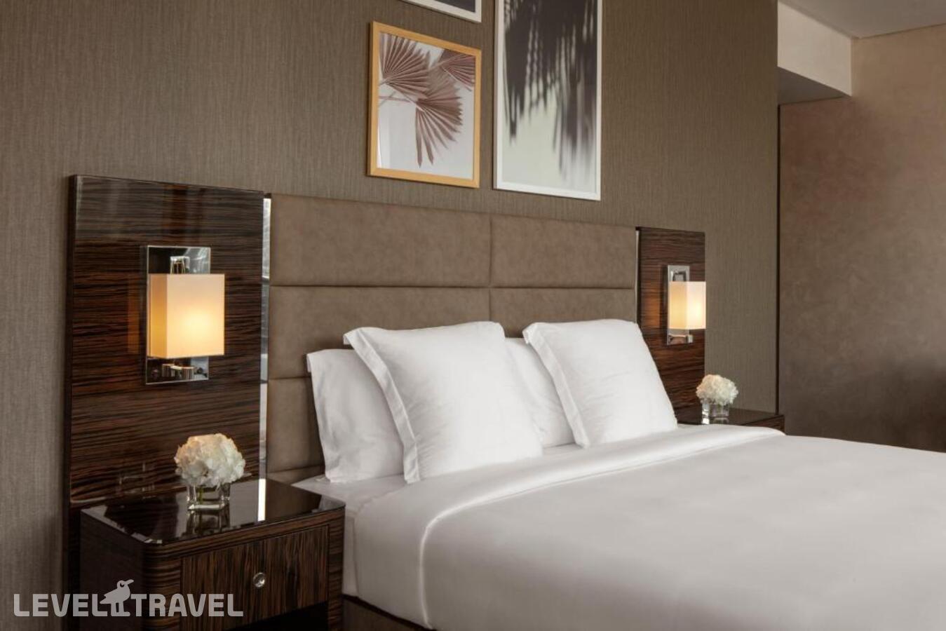фотографии номера Стандартный номер отеля Hyde Hotel Dubai в ОАЭ(Бизнес Бей) - фото №1