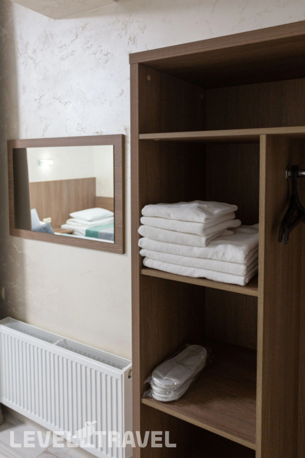 фотографии номера Трёхместный номер Comfort с балконом и с красивым видом из окна отеля Амра в Россия(Архыз) - фото №9