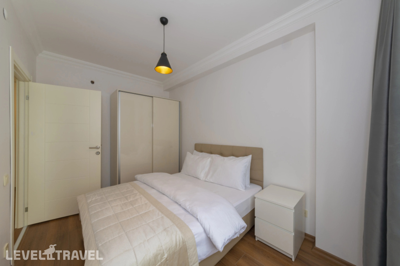 фотографии номера Пятиместный люкс семейный отеля Апарт-Отель Joy Suites в Турция(Шишли) - фото №2
