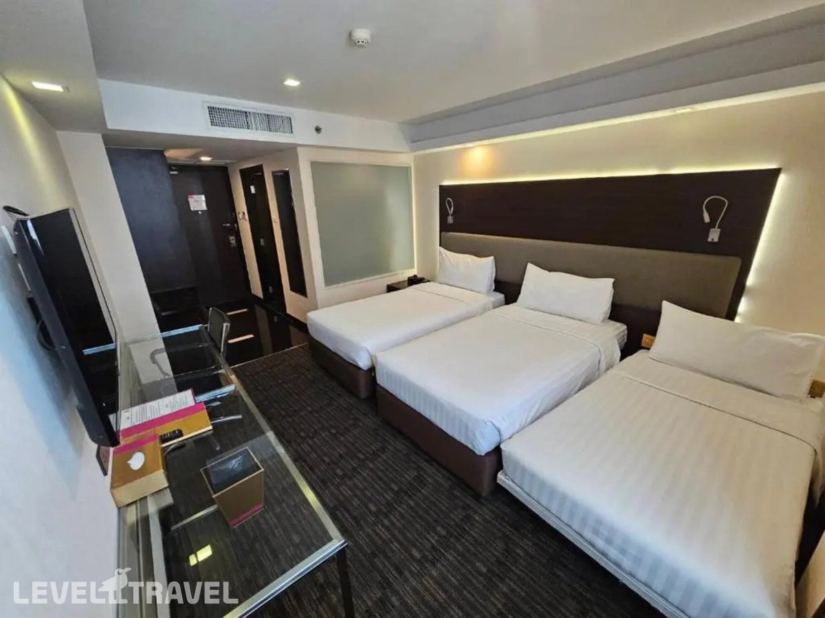фотографии номера Трехместный делюкс отеля Hotel Royal Bangkok Chinatown в Таиланд(Бангкок) - фото №2