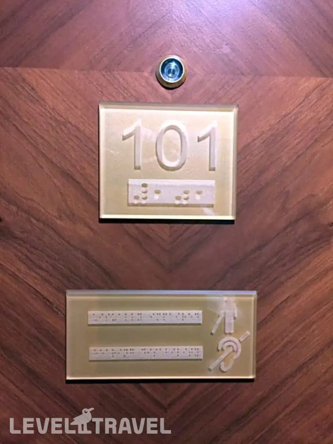 фотографии номера Номер для людей с ограниченными возможностями отеля Maden Hotel в Саудовская Аравия(Медина) - фото №9