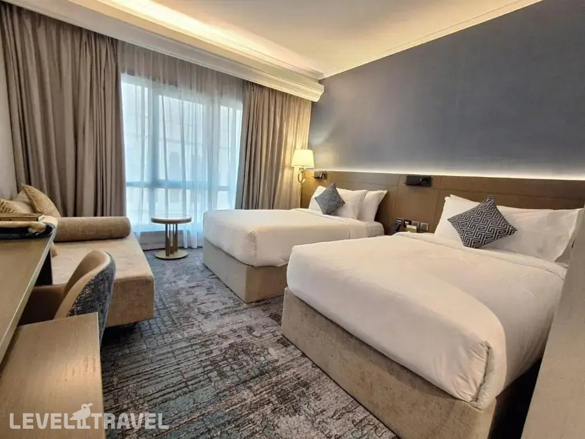 фотографии номера Номер для людей с ограниченными возможностями отеля Maden Hotel в Саудовская Аравия(Медина) - фото №1