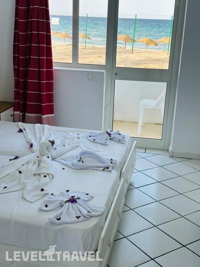 фотографии номера Стандартный с видом на море отеля Best Beach Hotel (Ex. Cosmos Tergui Club) в Тунис(Сусс) - фото №2