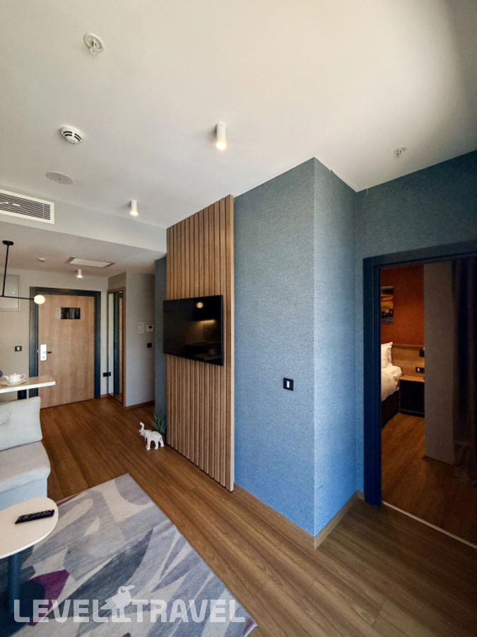 фотографии номера Люкс роскошный отеля Residence Inn By Marriott Istanbul Atasehir в Турция(Аташехир) - фото №8