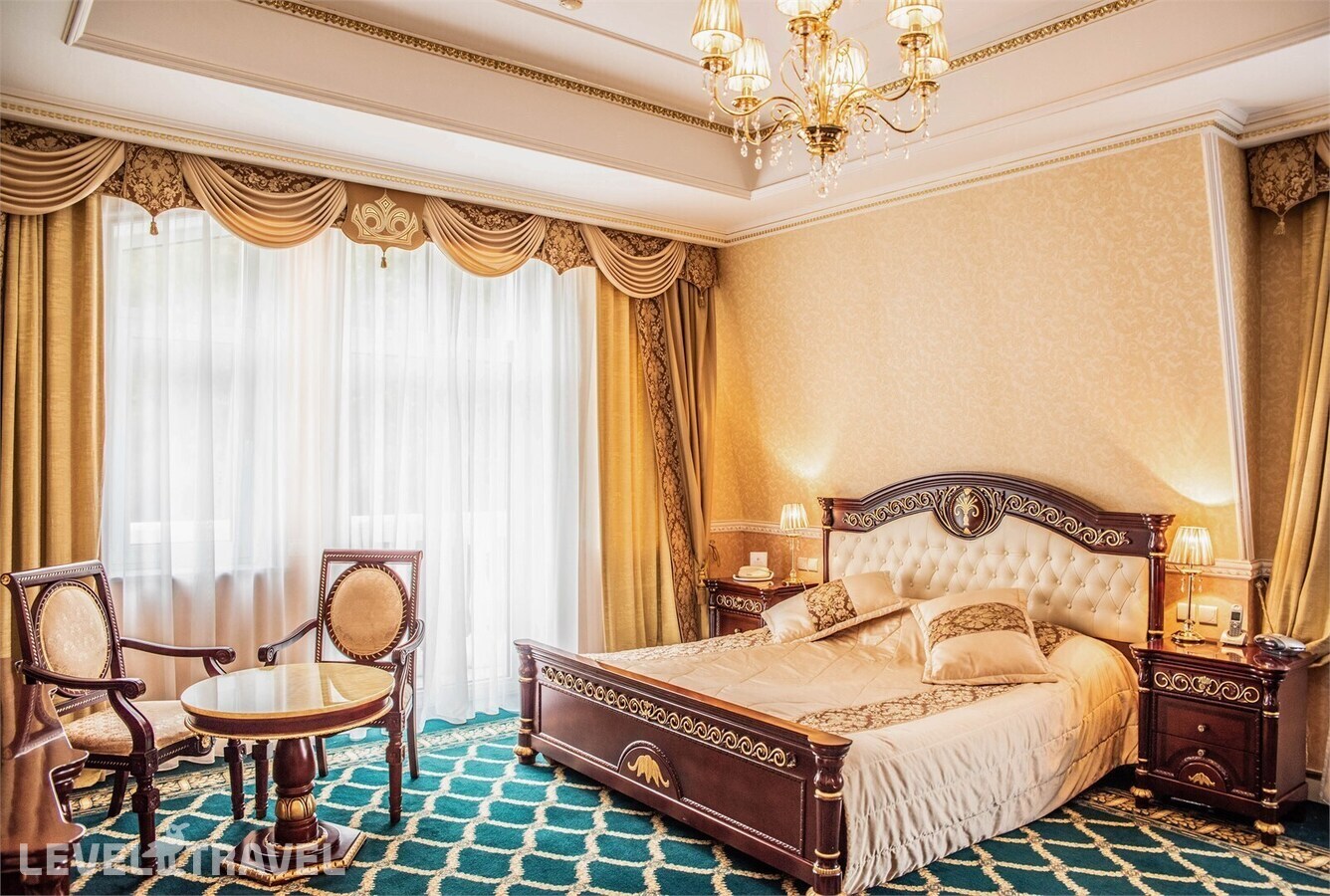 фотографии номера Люкс с видом на море отеля Grand Palace Hotel в Россия(Светлогорск) - фото №1