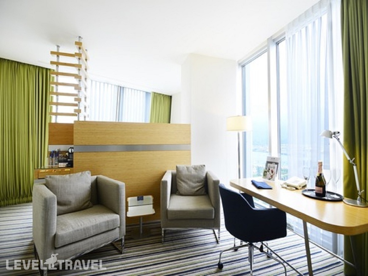 фотографии номера Полулюкс отеля Radisson Blu Hotel Batumi в Грузия(Батуми) - фото №6