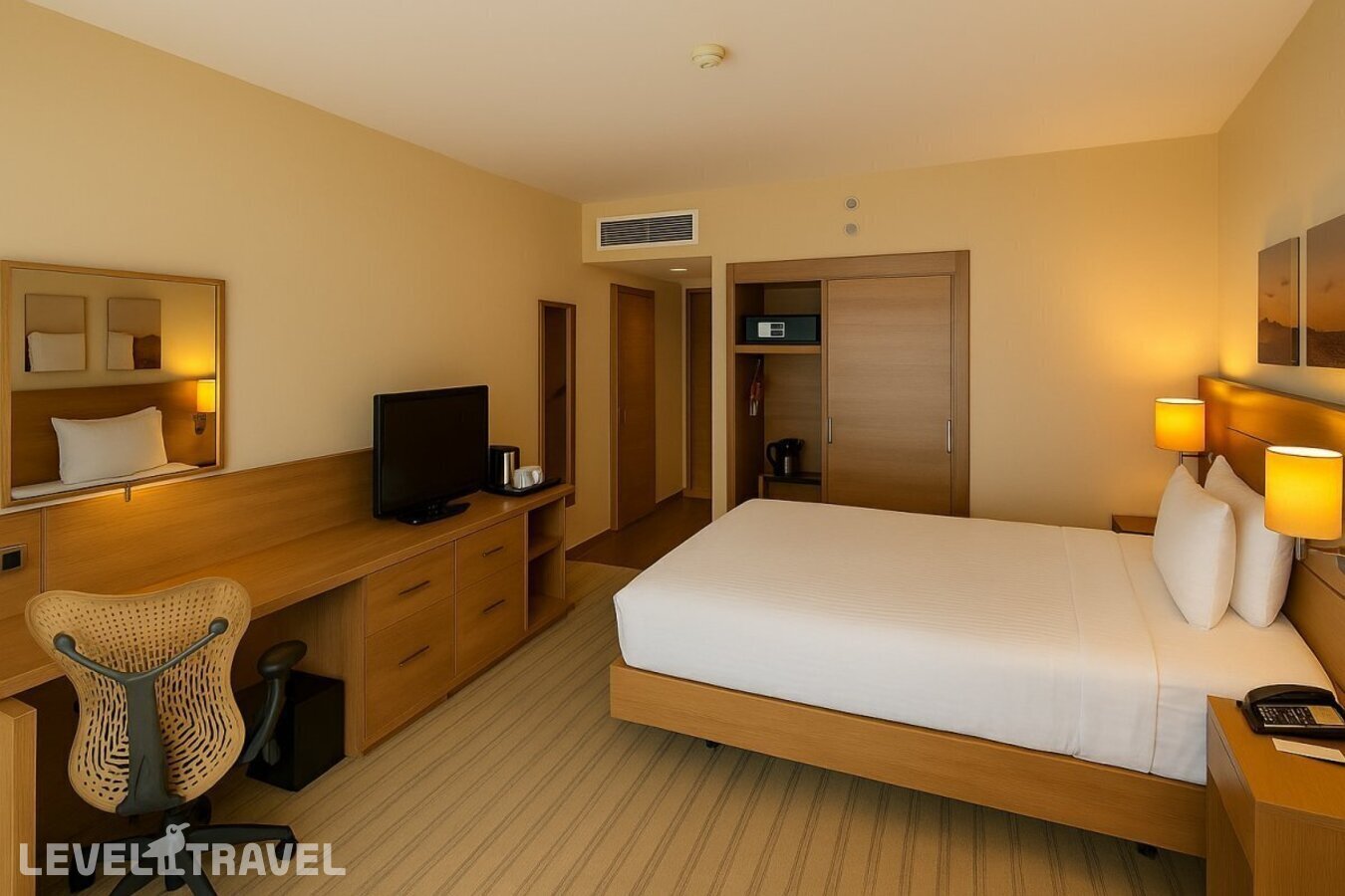 фотографии номера Стандартный с видом на окрестности отеля Dosso Dossi Hotels Golden Horn (Eх. Hilton Garden Inn Golden Horn) в Турция(Бейоглу) - фото №4