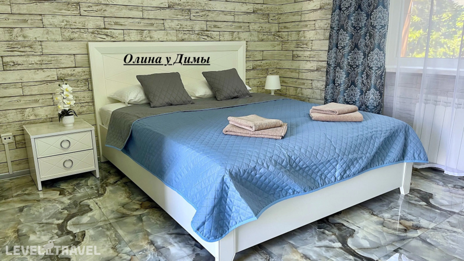 Трёхместный номер Comfort с балконом и с частичным видом на море — фото 10
