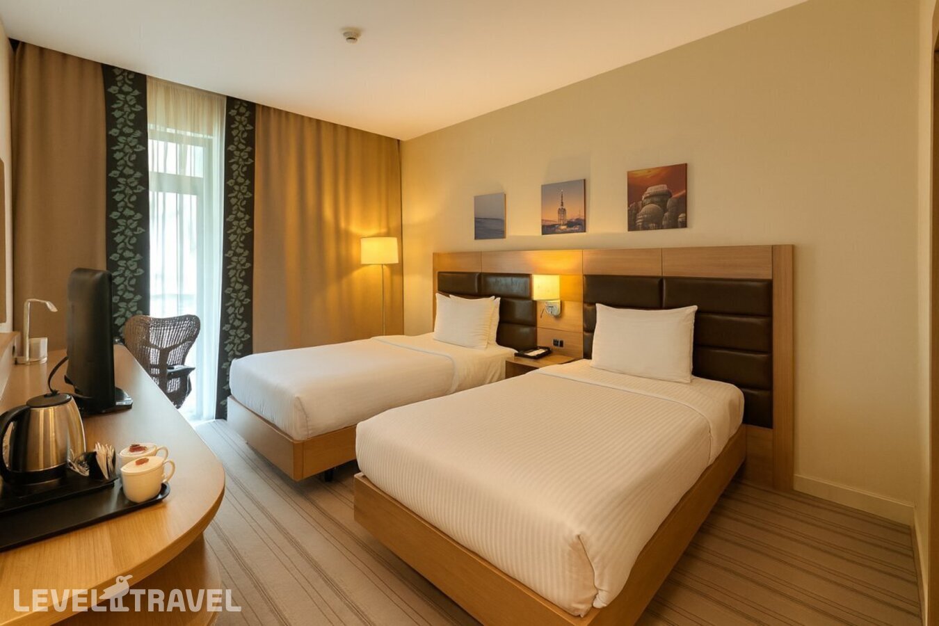 фотографии номера Смежный номер с видом на окрестности отеля Dosso Dossi Hotels Golden Horn (Eх. Hilton Garden Inn Golden Horn) в Турция(Бейоглу) - фото №2
