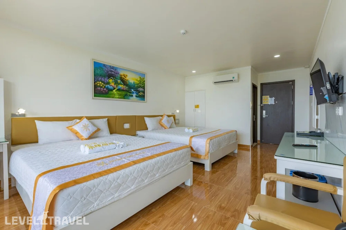 фотографии номера Семейный с балконом отеля Home Park Hotel Phu Quoc в Вьетнам(Фукуок) - фото №5