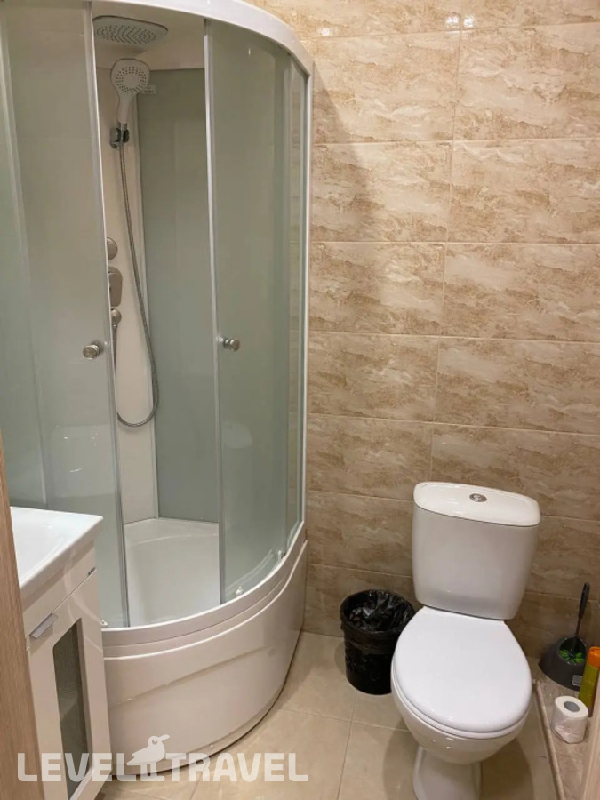 фотографии номера Трёхместный номер Comfort с видом на город отеля Михеев Велижанский Тракт в Россия(Тюмень) - фото №4