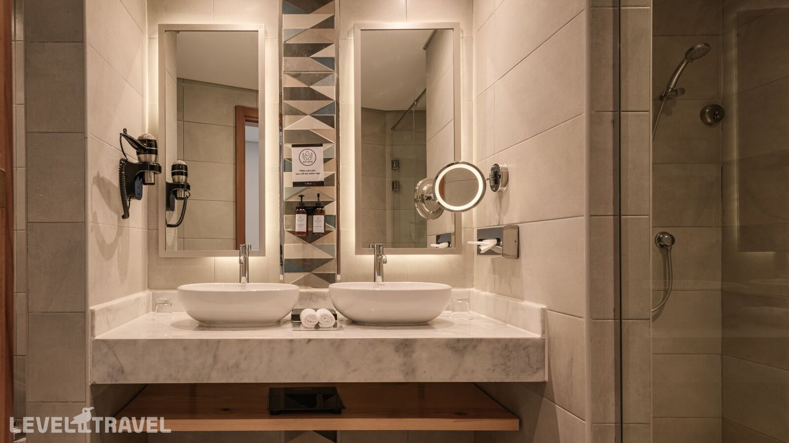 фотографии номера Представительский люкс с джакузи отеля Sunrise Remal Resort в Египет(Рас-Насрани) - фото №9