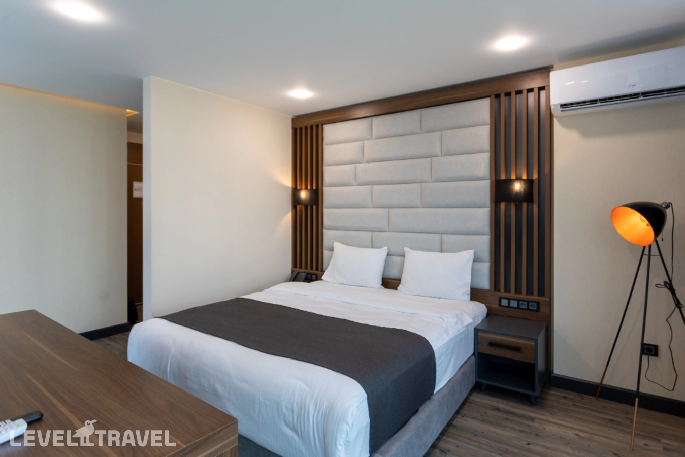 фотографии номера Стандартный номер отеля Batumi View Luxury в Грузия(Батуми) - фото №1