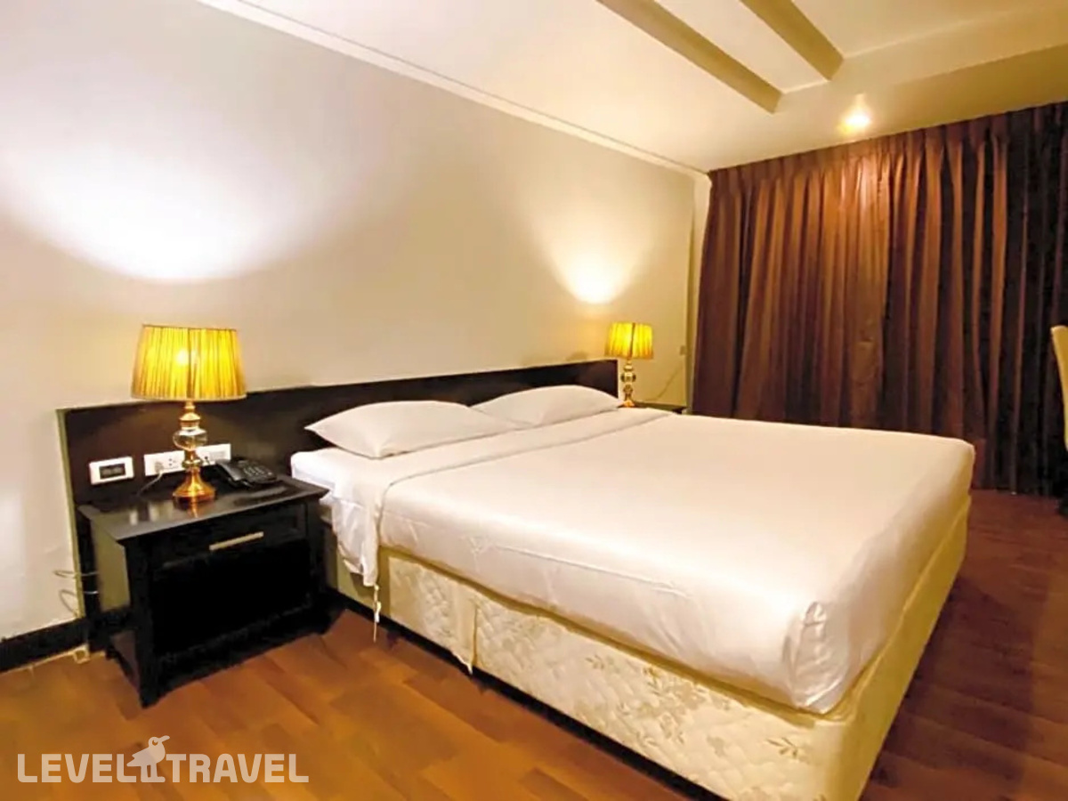 фотографии номера Делюкс отеля Heritage Hotels Sathorn в Таиланд(Бангкок) - фото №1