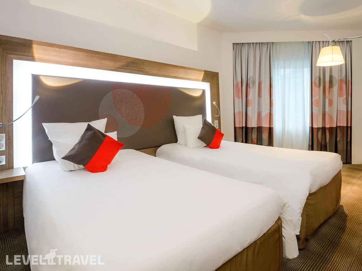 фотографии номера Улучшенный номер отеля Новотель Аэропорт Шереметьево (Novotel Moscow Sheremetyevo Airport) в Россия(Химки) - фото №7