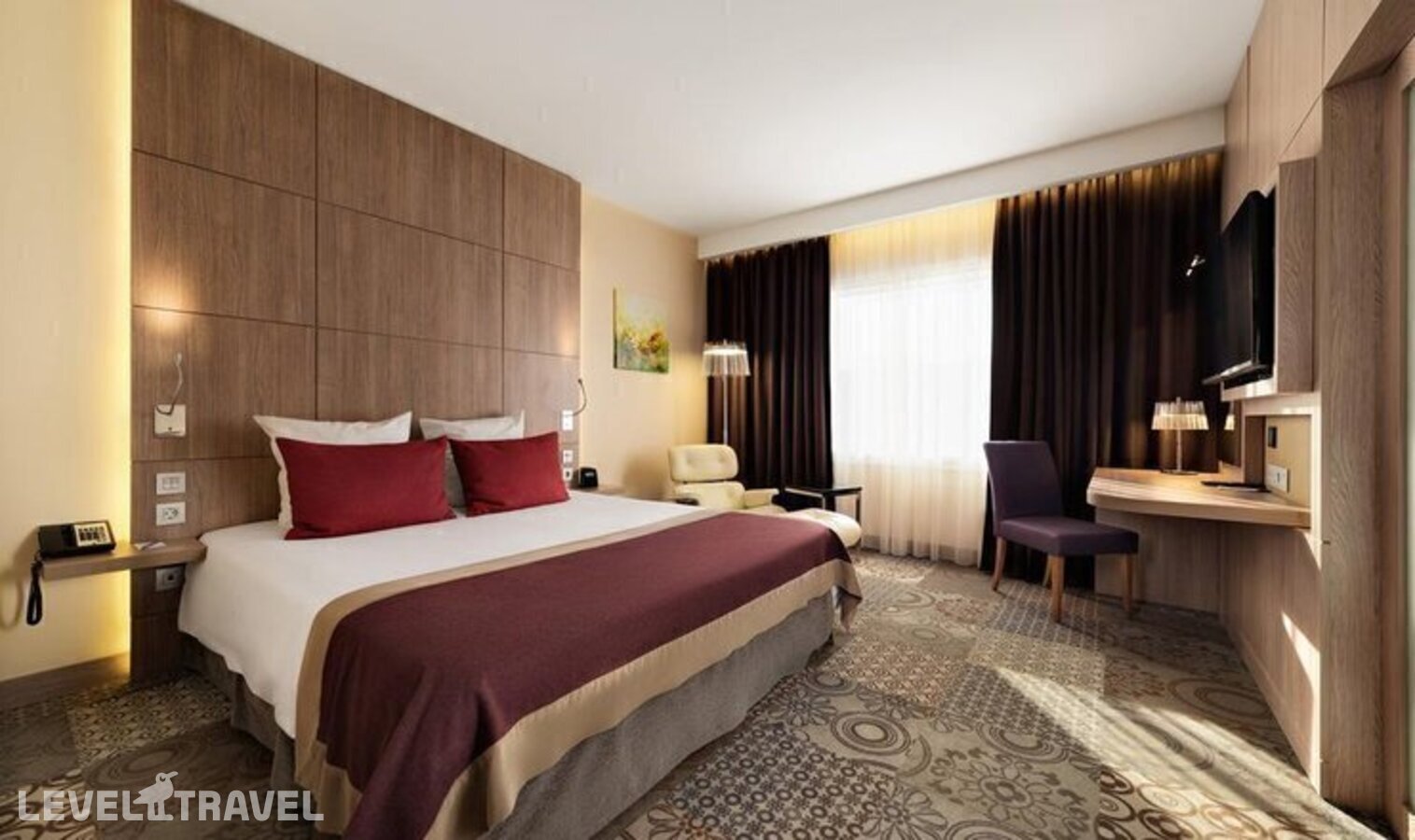 фотографии номера Люкс отеля Новотель Аэропорт Шереметьево (Novotel Moscow Sheremetyevo Airport) в Россия(Химки) - фото №2