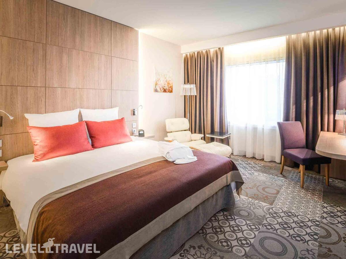 фотографии номера Люкс отеля Новотель Аэропорт Шереметьево (Novotel Moscow Sheremetyevo Airport) в Россия(Химки) - фото №7