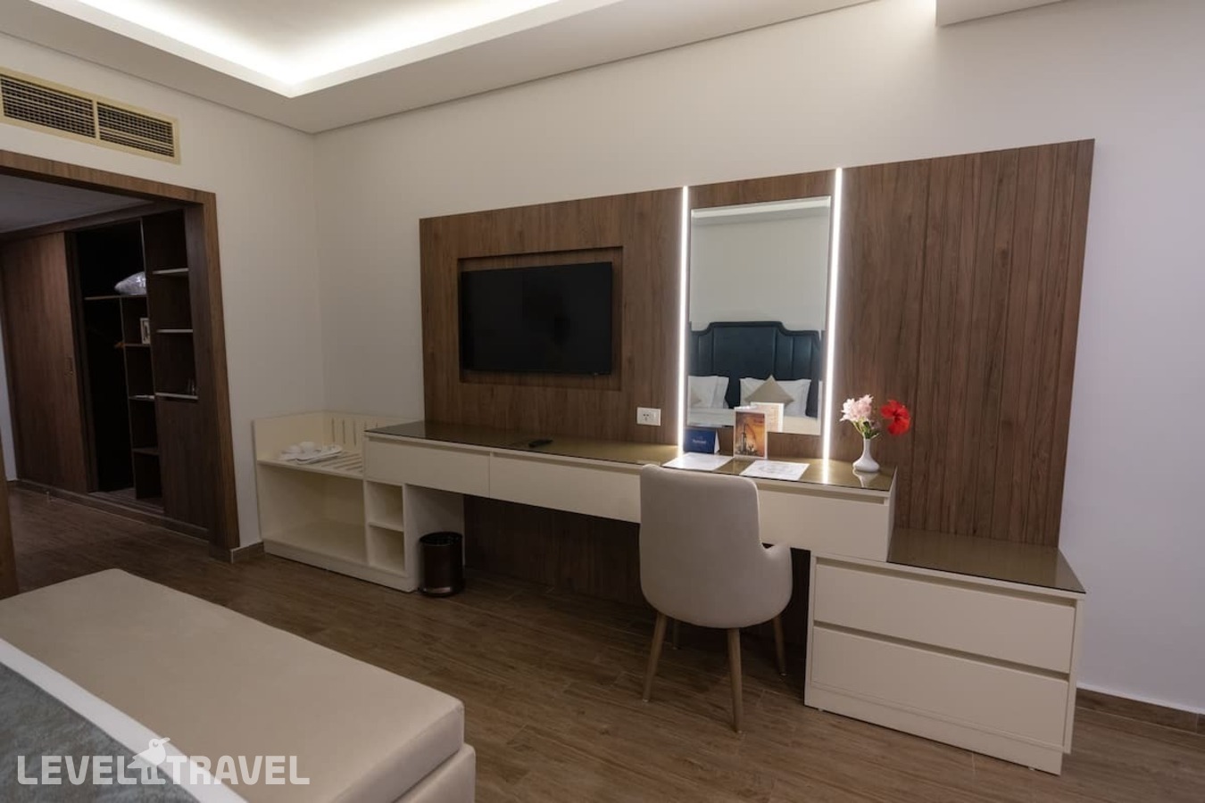 фотографии номера Премиум с видом на сад отеля Parrotel Beach Resort (Ex. Radisson Blu Resort) в Египет(Шарм-эль-Шейх) - фото №4
