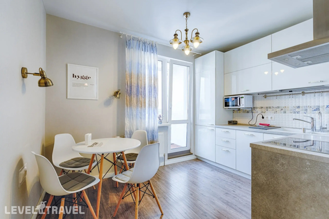 фотографии номера Улучшенные апартаменты с балконом отеля Квартира Athome Apartments Аэродромная в Беларусь(Октябрьский район) - фото №2