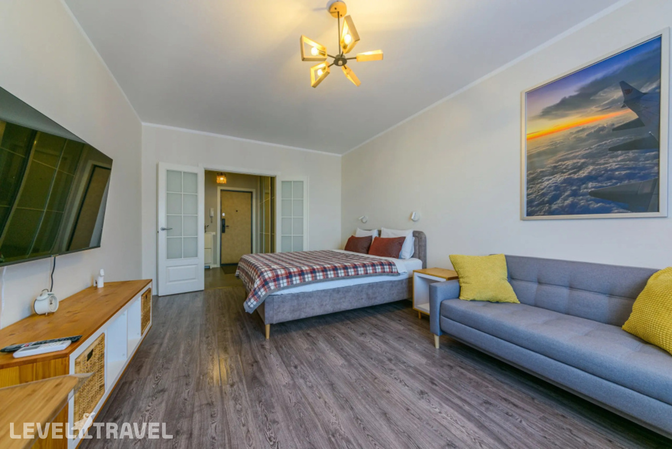 фотографии номера Улучшенные апартаменты с балконом отеля Квартира Athome Apartments Аэродромная в Беларусь(Октябрьский район) - фото №8