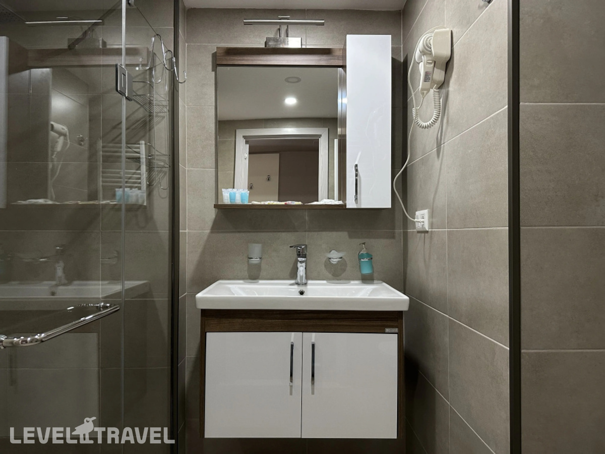 фотографии номера Апартаменты с балконом отеля Dream Apartments Batumi в Грузия(Батуми) - фото №12