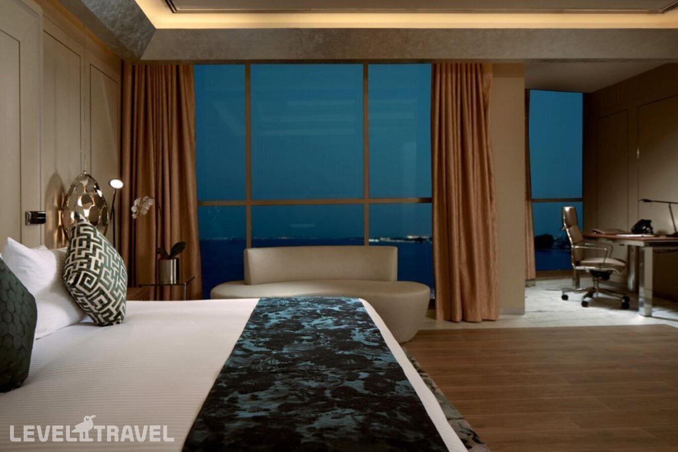 фотографии номера Люкс королевский отеля Royal M Hotel & Resort Abu Dhabi в ОАЭ(Абу-Даби) - фото №9