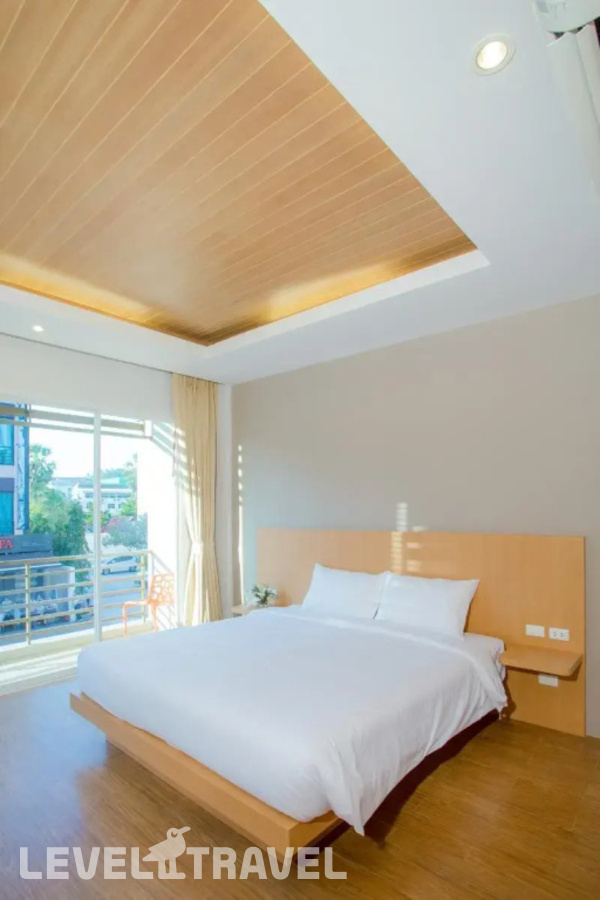 фотографии номера Делюкс с балконом отеля Casa De Coral Phuket в Таиланд(Карон Бич) - фото №3