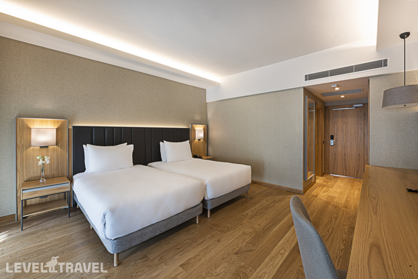 фотографии номера Улучшенный номер отеля Rixos Sungate Hotel в Турция(Бельдиби) - фото №4