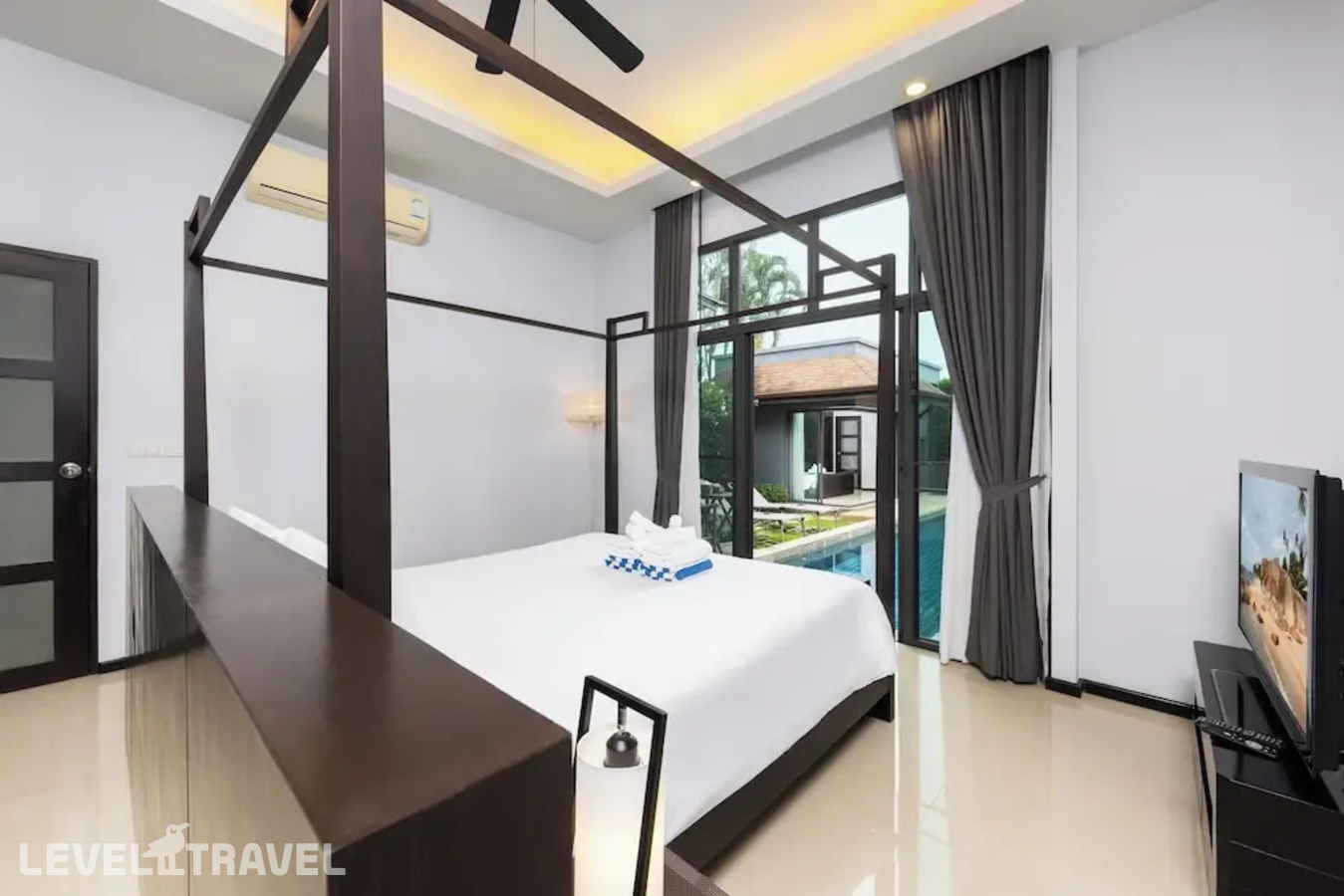 Вилла Comfort с 3 комнатами с видом на бассейн — фото 1