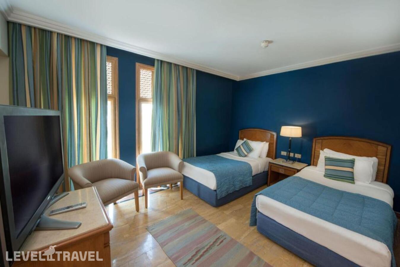 фотографии номера Люкс отеля Reef Oasis Beach Resort в Египет(Рас-Ум-Эль-Сид) - фото №1