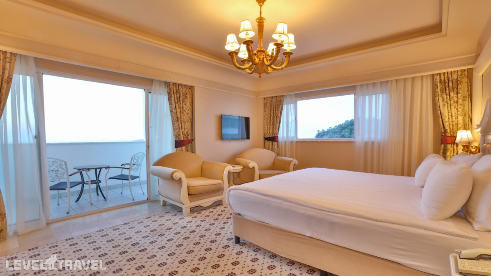 фотографии номера Семейный суперлюкс отеля Nirvana Dolce Vita (Ex. Amara Dolce Vita Luxury) в Турция(Текирова) - фото №1