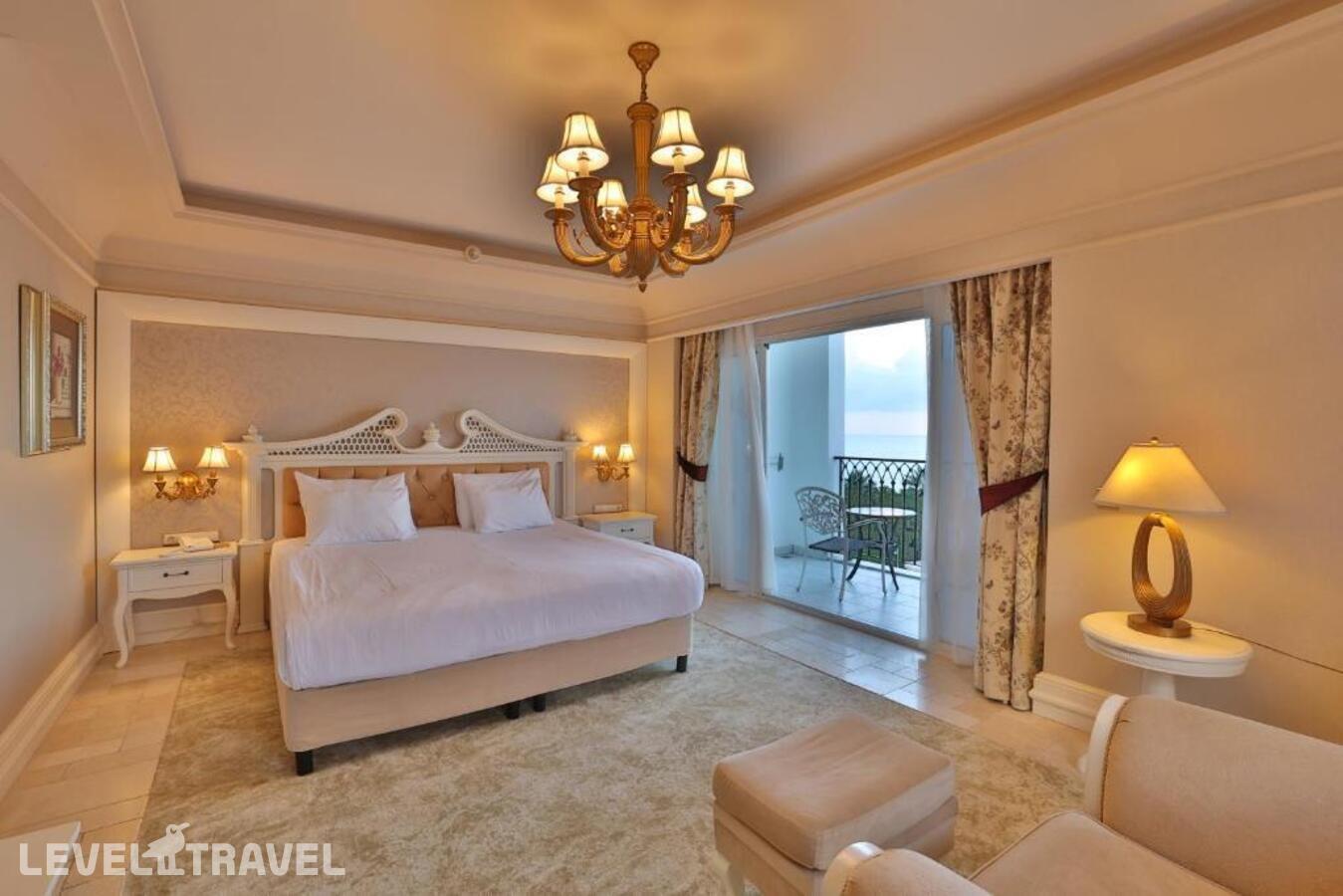 фотографии номера Делюкс с видом на море отеля Nirvana Dolce Vita (Ex. Amara Dolce Vita Luxury) в Турция(Текирова) - фото №1