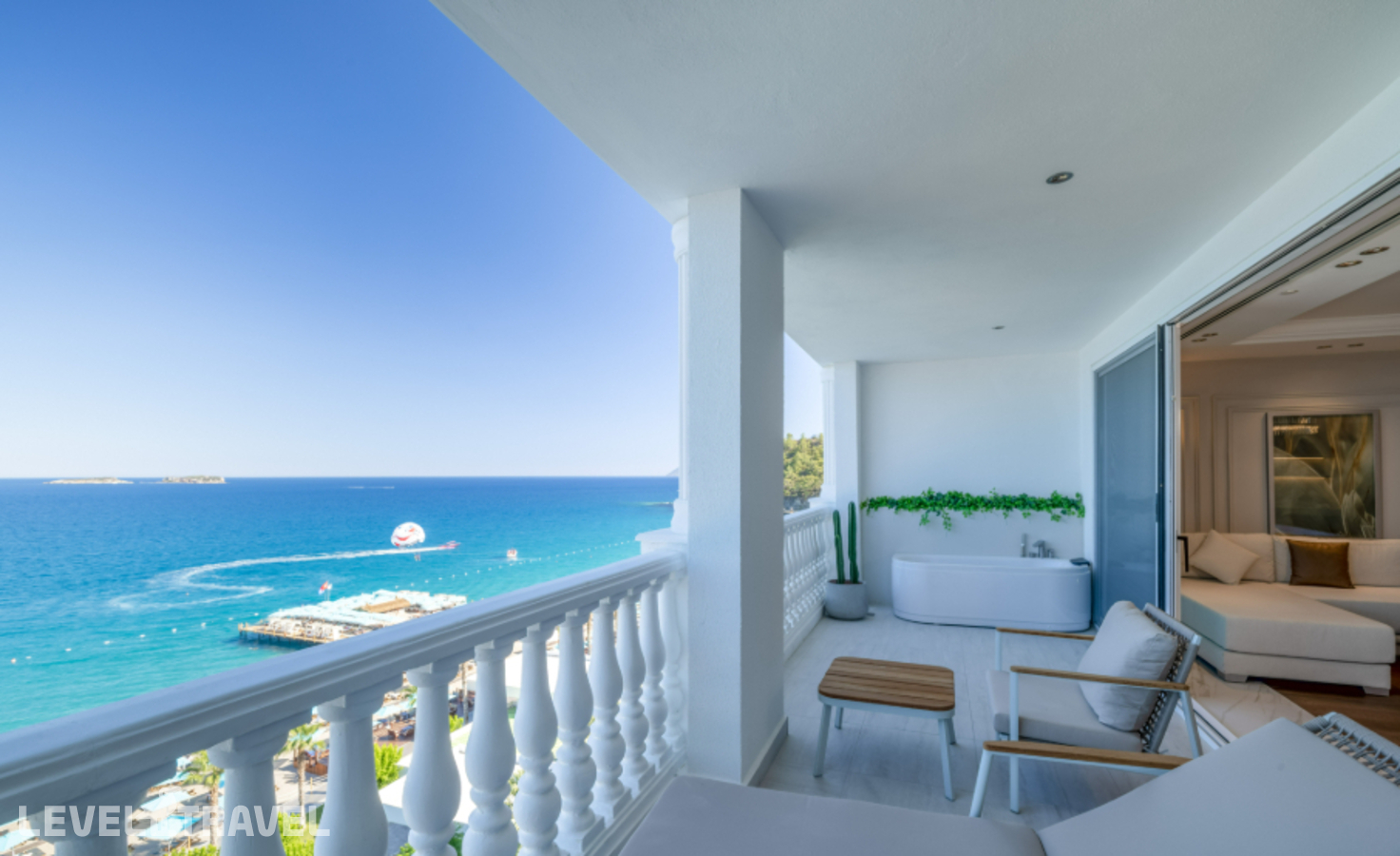 фотографии номера Люкс Luna с видом на море отеля Nirvana Dolce Vita (Ex. Amara Dolce Vita Luxury) в Турция(Текирова) - фото №10