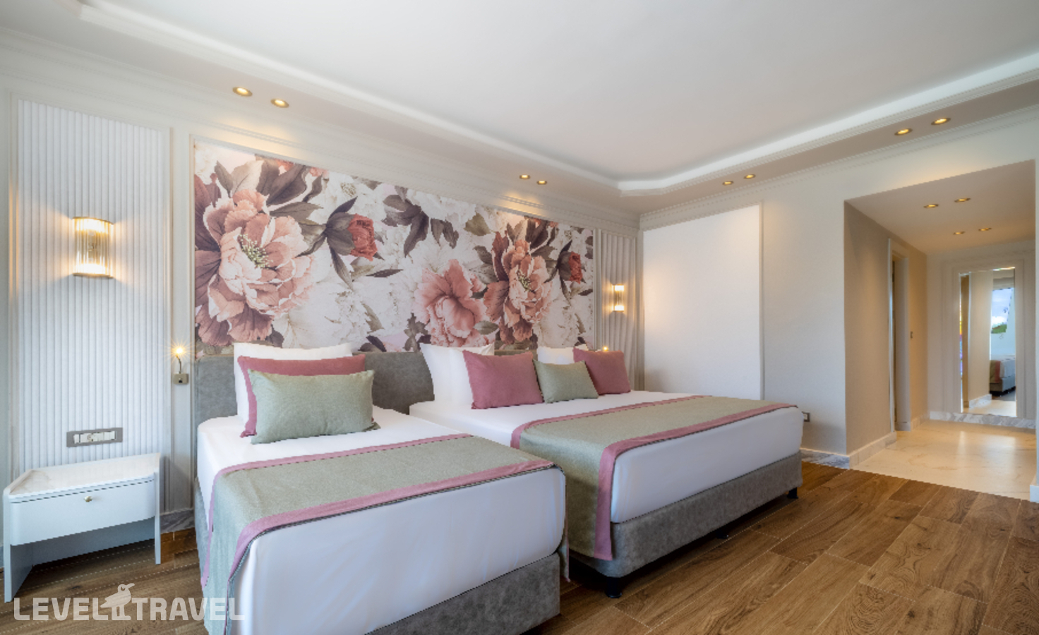 фотографии номера Клубный семейный люкс гранд отеля Nirvana Dolce Vita (Ex. Amara Dolce Vita Luxury) в Турция(Текирова) - фото №2