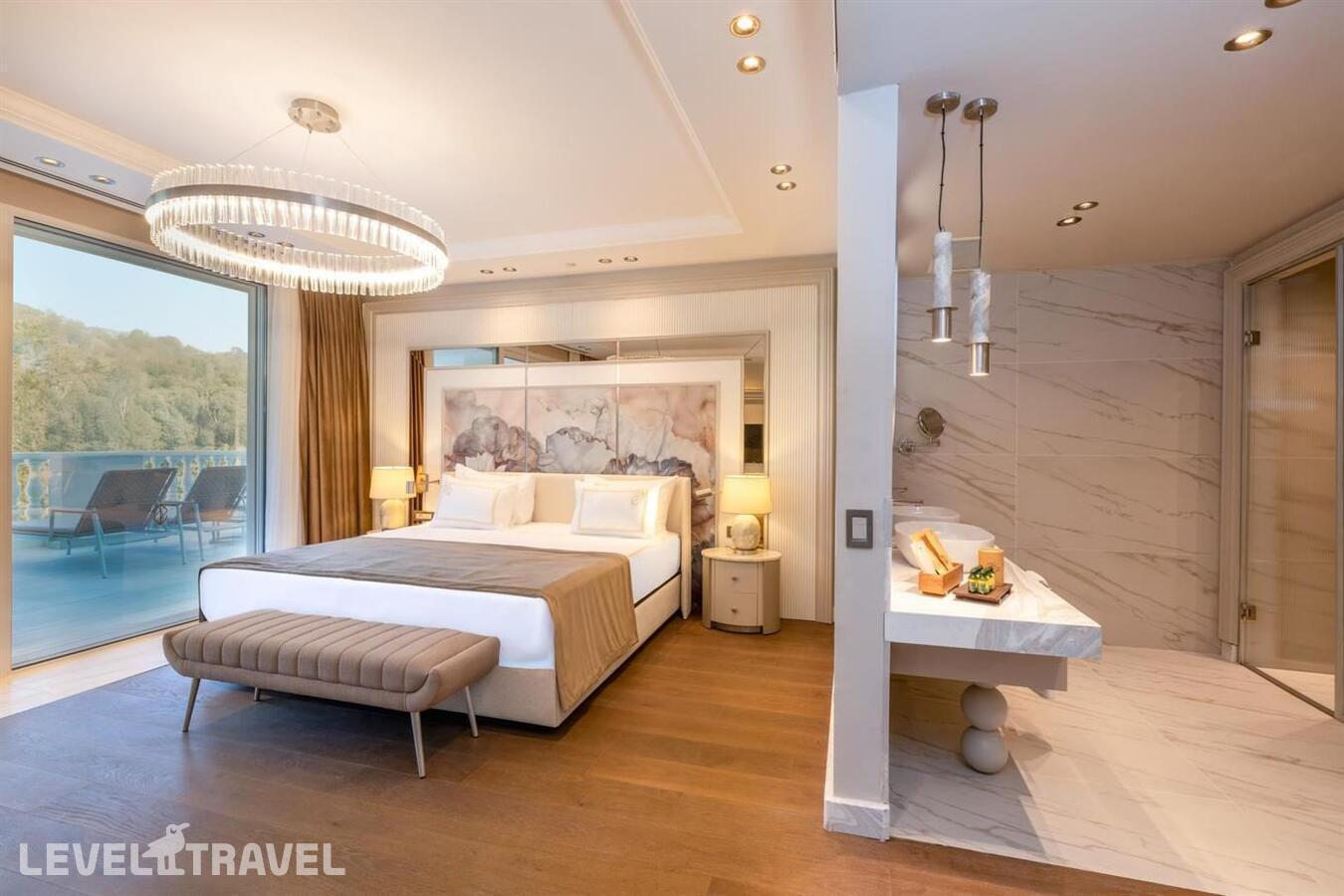 фотографии номера Фирменный семейный люкс Mare с видом на окрестности отеля Nirvana Dolce Vita (Ex. Amara Dolce Vita Luxury) в Турция(Текирова) - фото №2