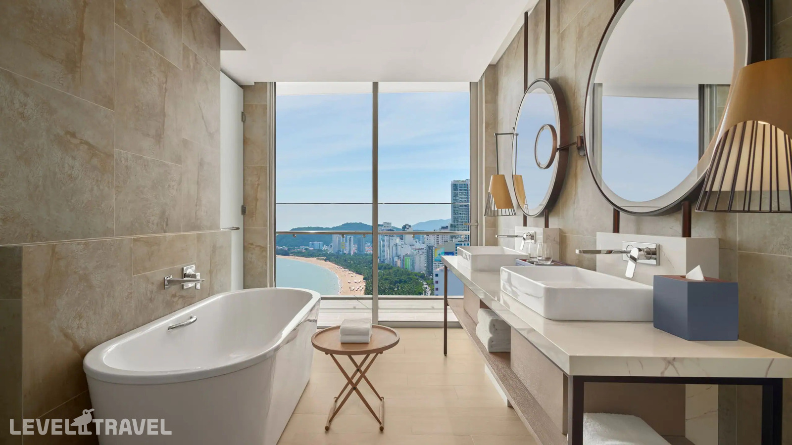 фотографии номера Делюкс с видом на океан (две односпальные кровати) отеля Hyatt Regency Nha Trang в Вьетнам(Нячанг) - фото №2