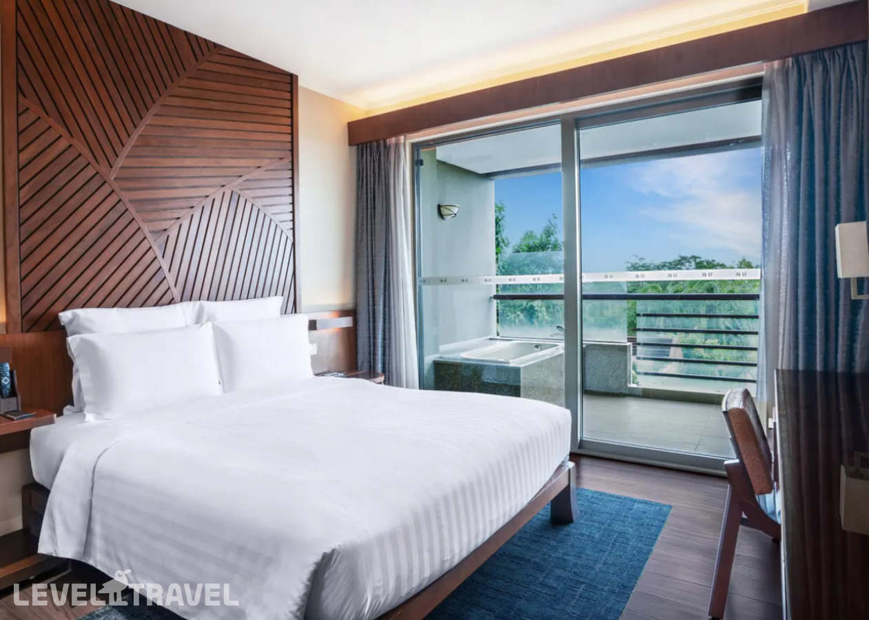 фотографии номера Семейный люкс Dream forest отеля Pullman Oceanview Sanya Bay Resort & Spa в Китай(Санья) - фото №1