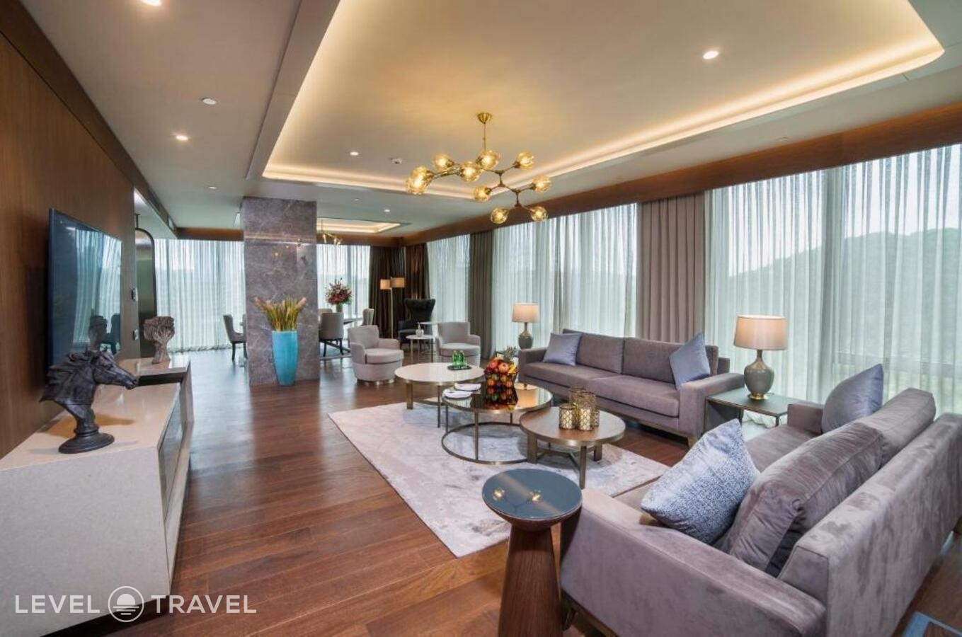 фотографии номера Люкс президентский отеля Radisson Blu Hotel Vadistanbul в Турция(Сарыер) - фото №3